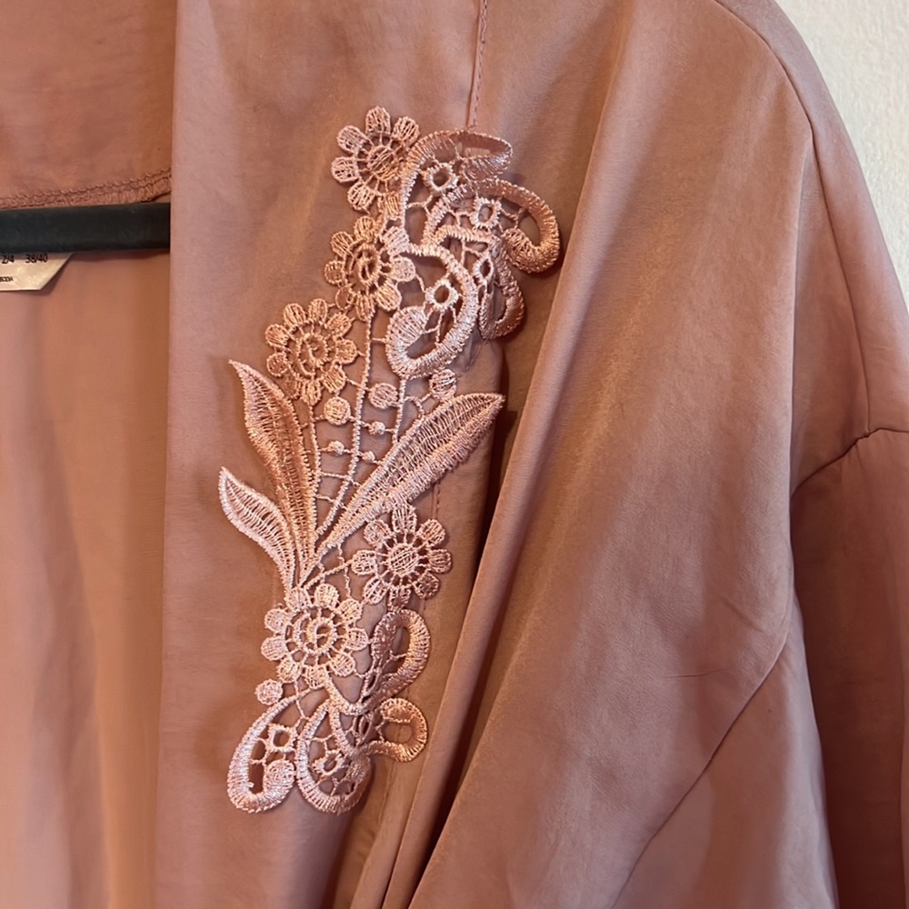 Light Pink Short Sleeve Robe - Picture 3 of 6